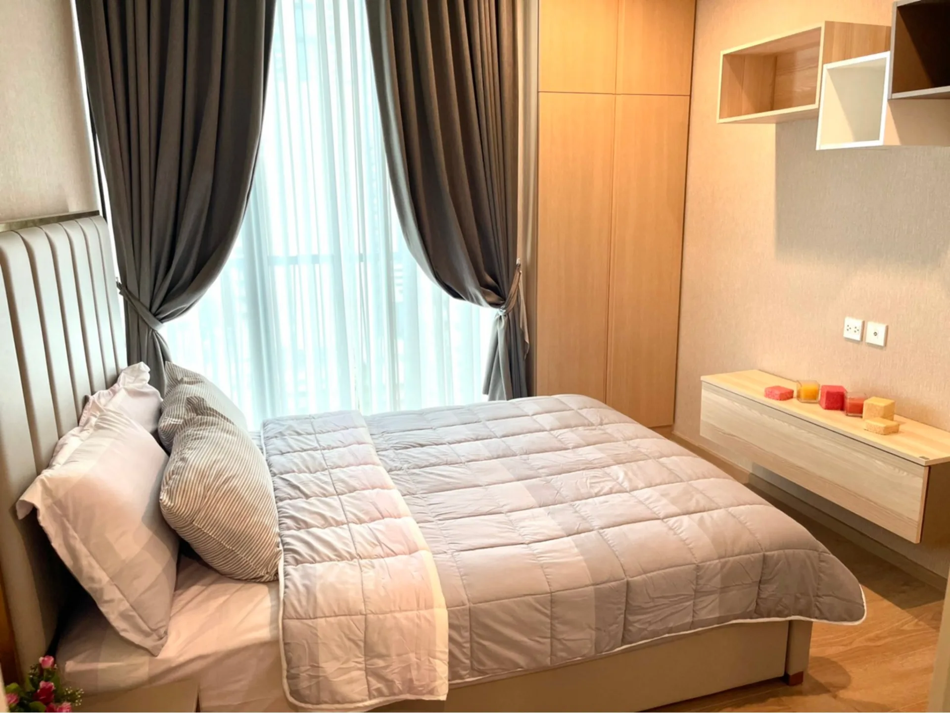 Property photos for Noble Recole