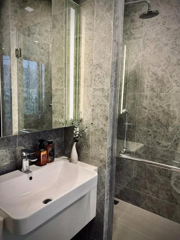 Property photos for Noble Around Ari