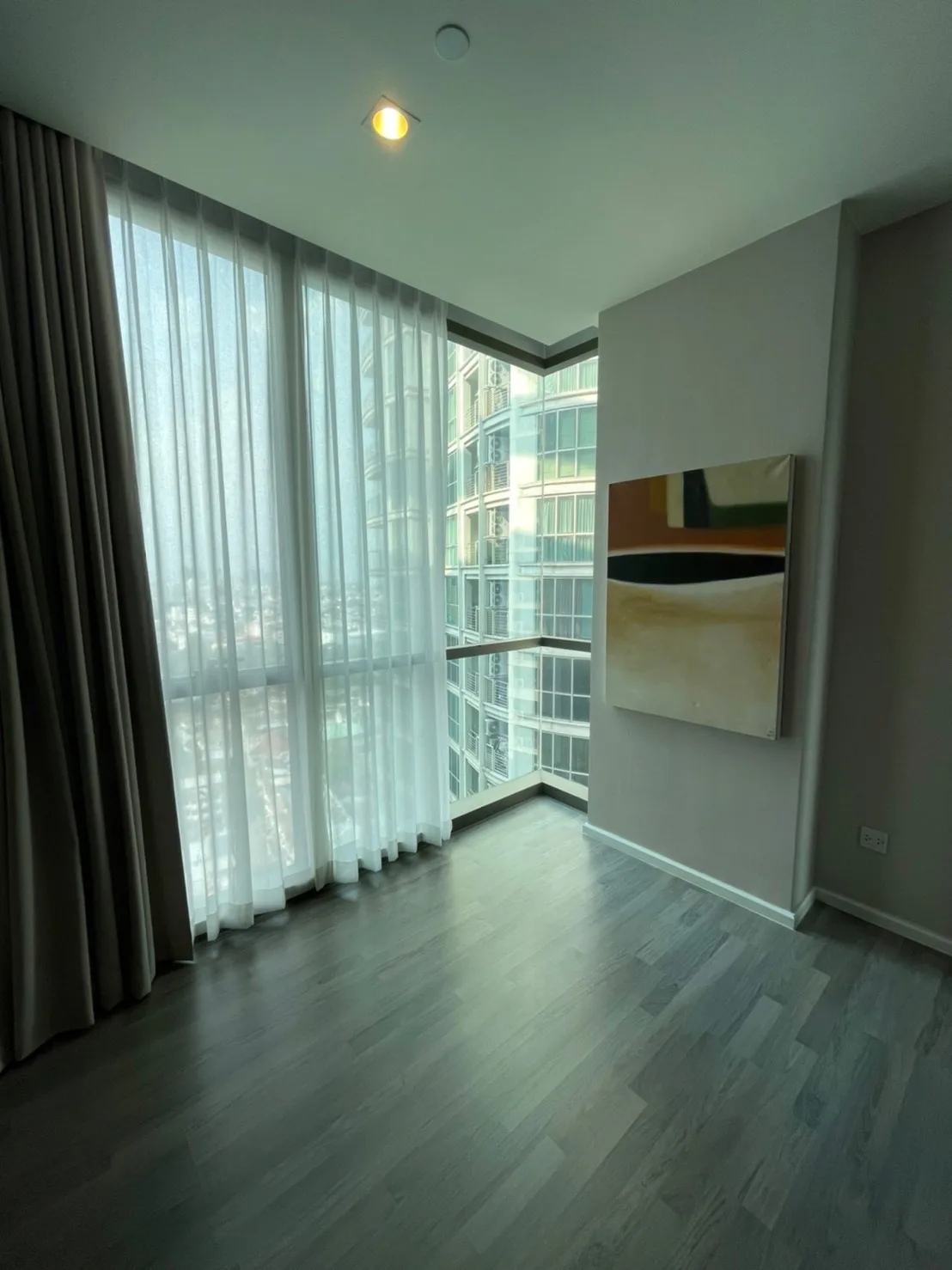 Property photos for The Room Sukhumvit 69