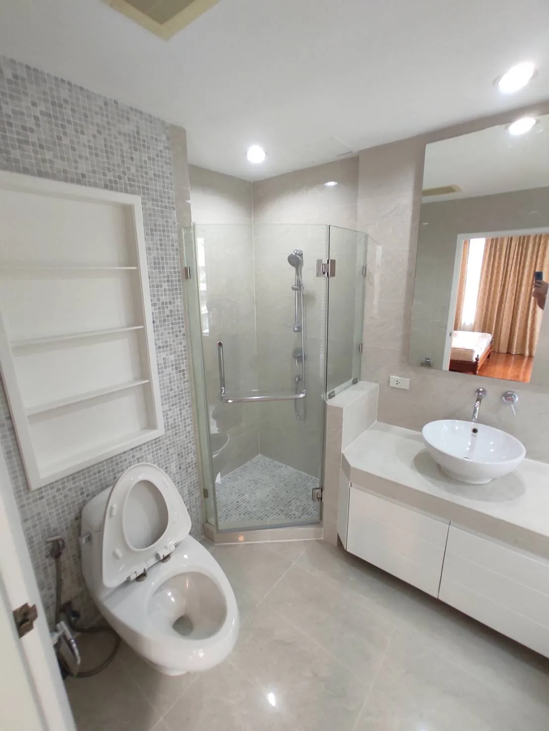 Property photos for Baan Siri 24