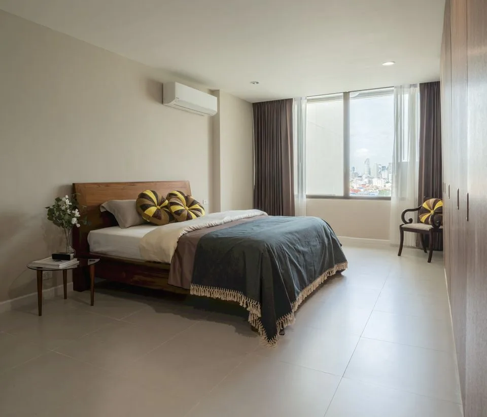 Property photos for River House Condominium