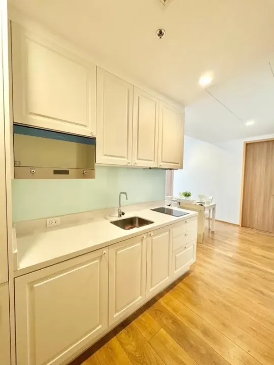Property photos for Noble BE 33