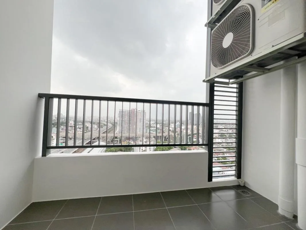 Property photos for Hallmark Ladprao-chokchai 4