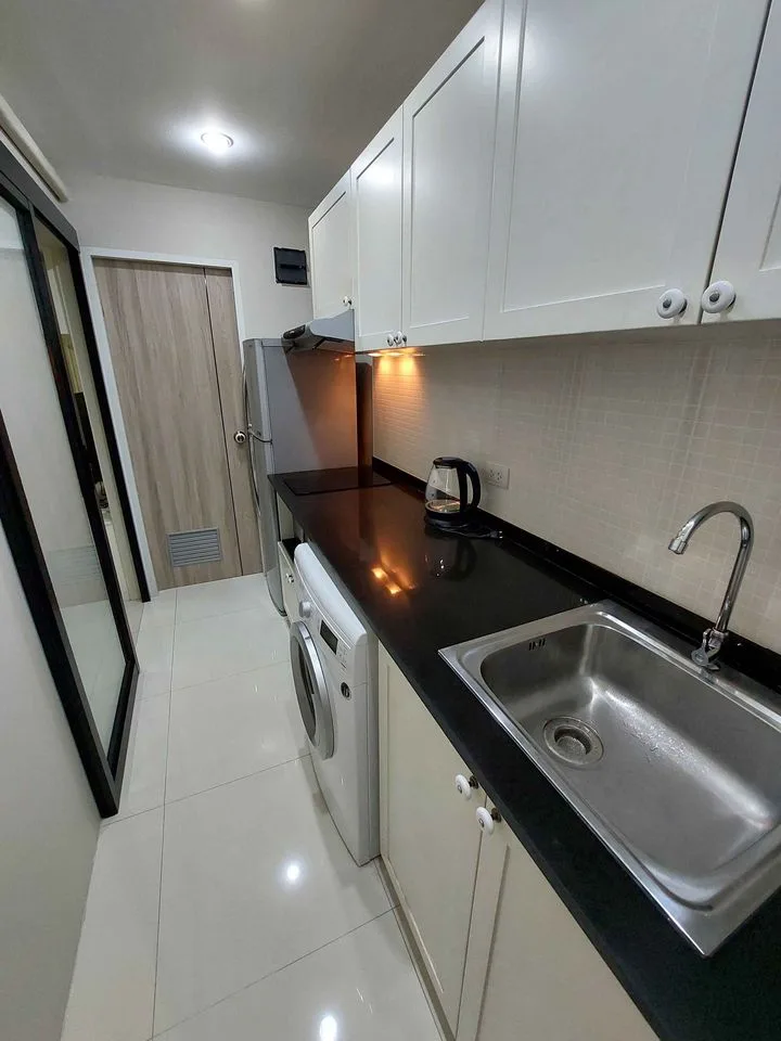 Property photos for The Seed Phaholyothin