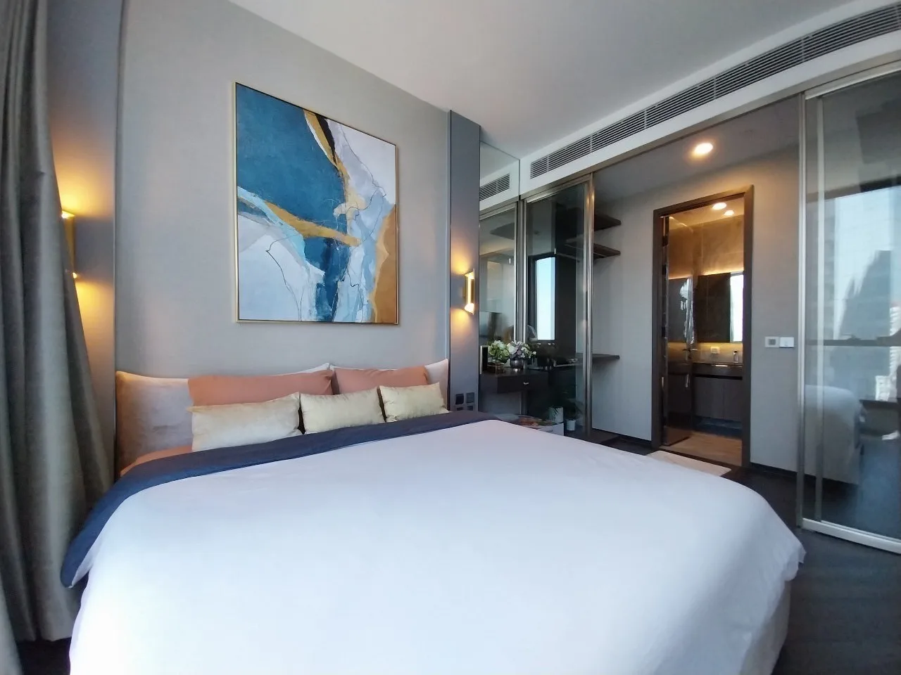 Property photos for The Esse Sukhumvit 36