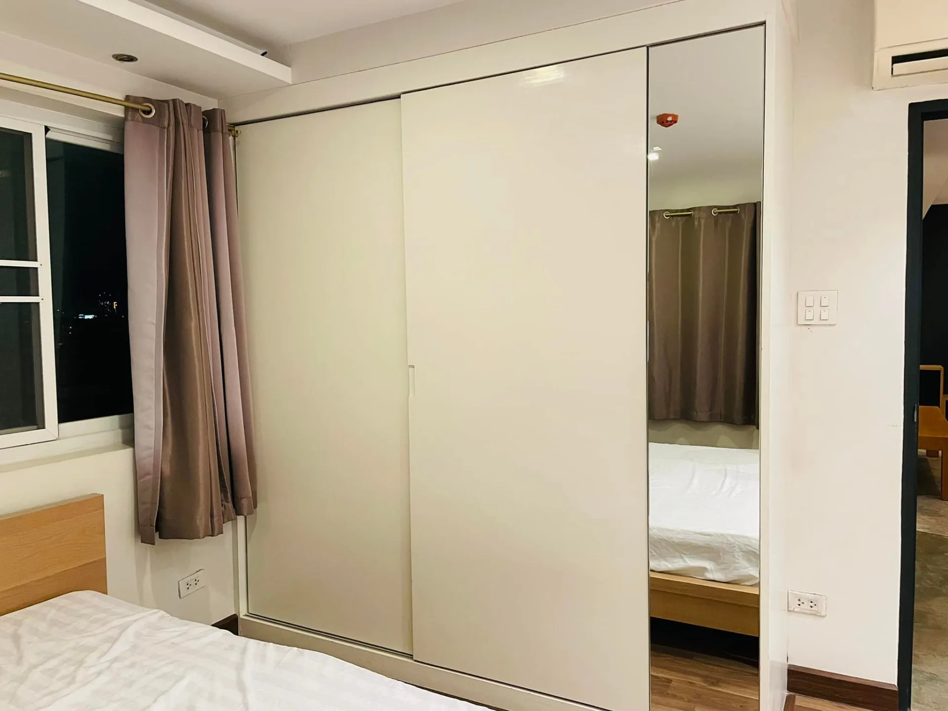 Property photos for Sompob House