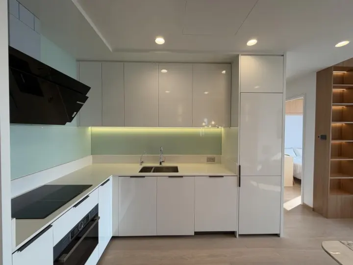 Property photos for Anil Sathorn 12