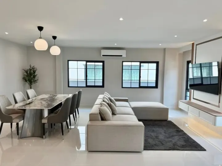 Property photos for Centro Bangna-wongwaen