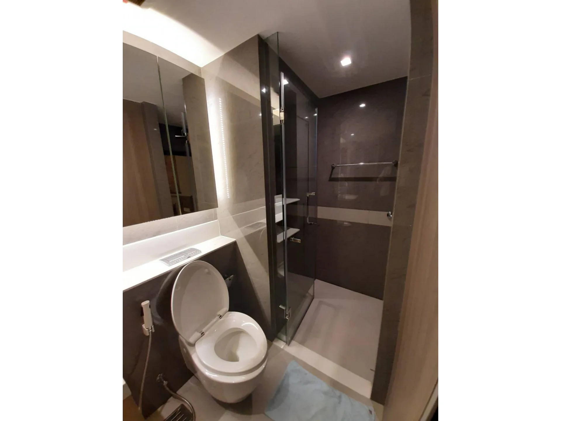 Property photos for Urbitia Thong Lo