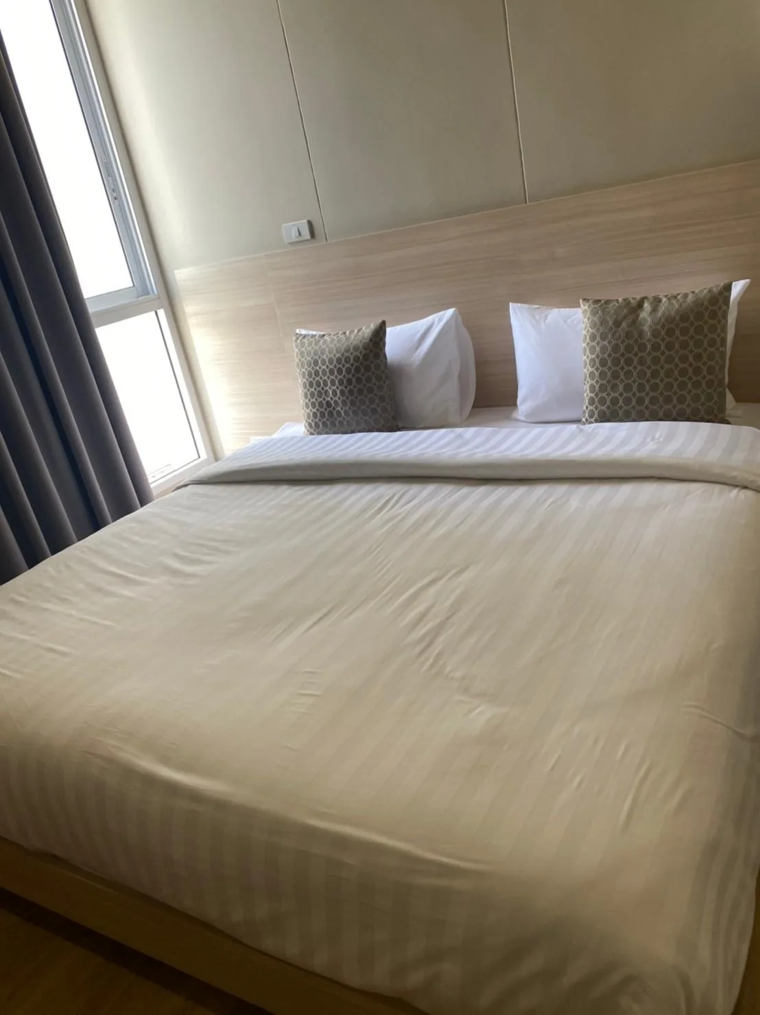 Property photos for Quartz Residence
