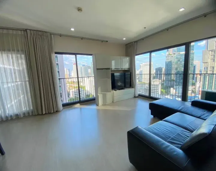Property photos for Noble Remix