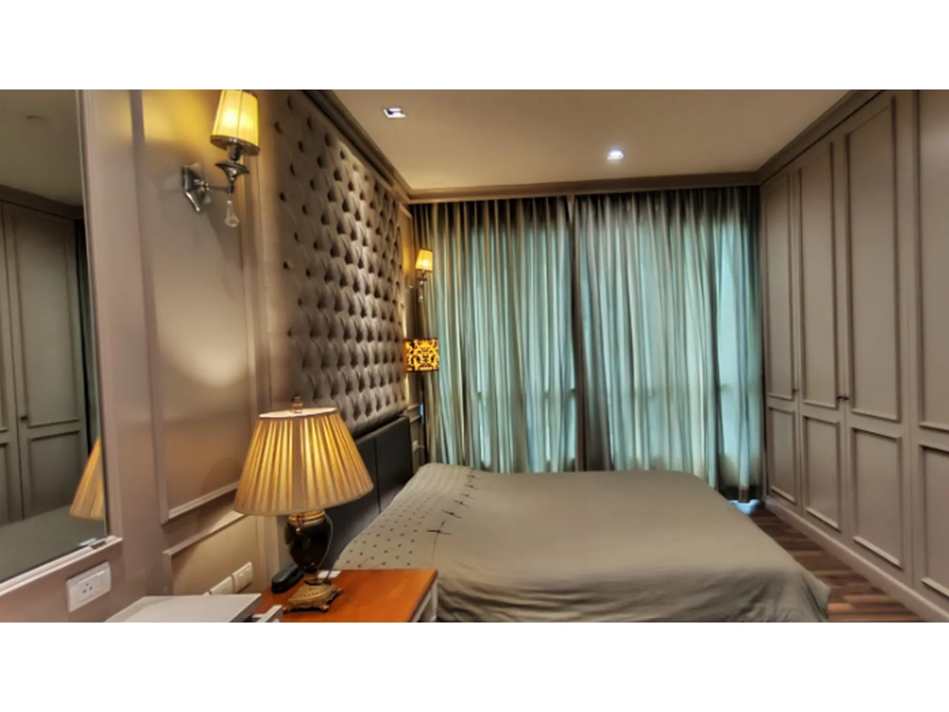 Property photos for The Room Sukhumvit 62