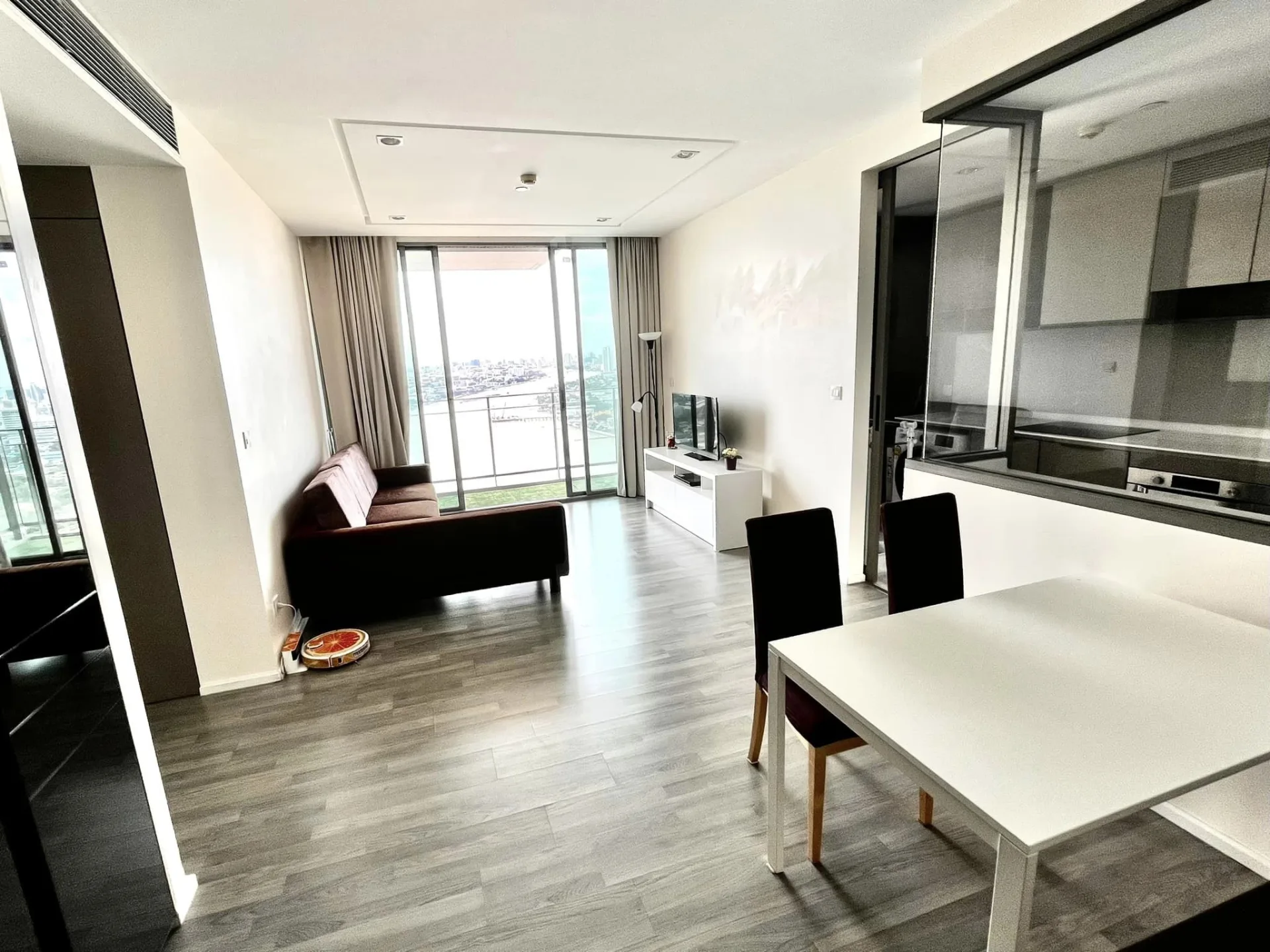 Property photos for 333 Riverside