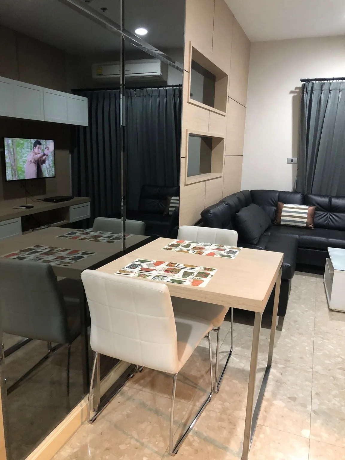 Property photos for The Crest Sukhumvit 34