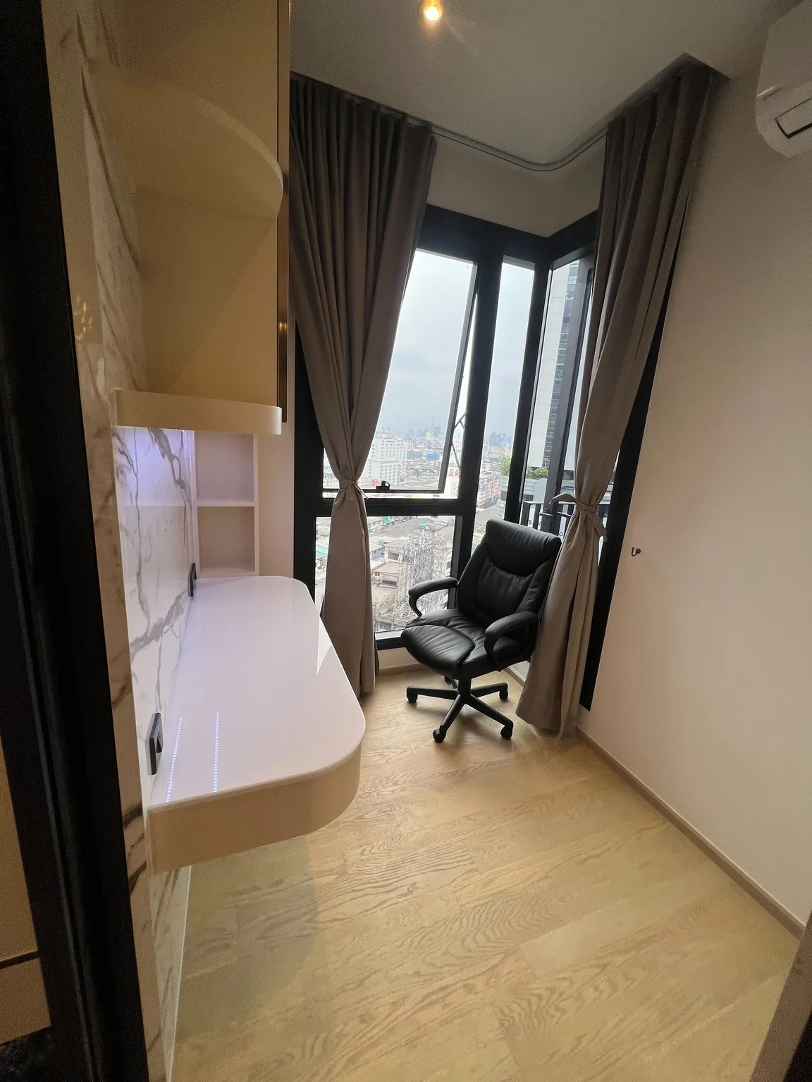Property photos for ASHTON Asoke - Rama 9