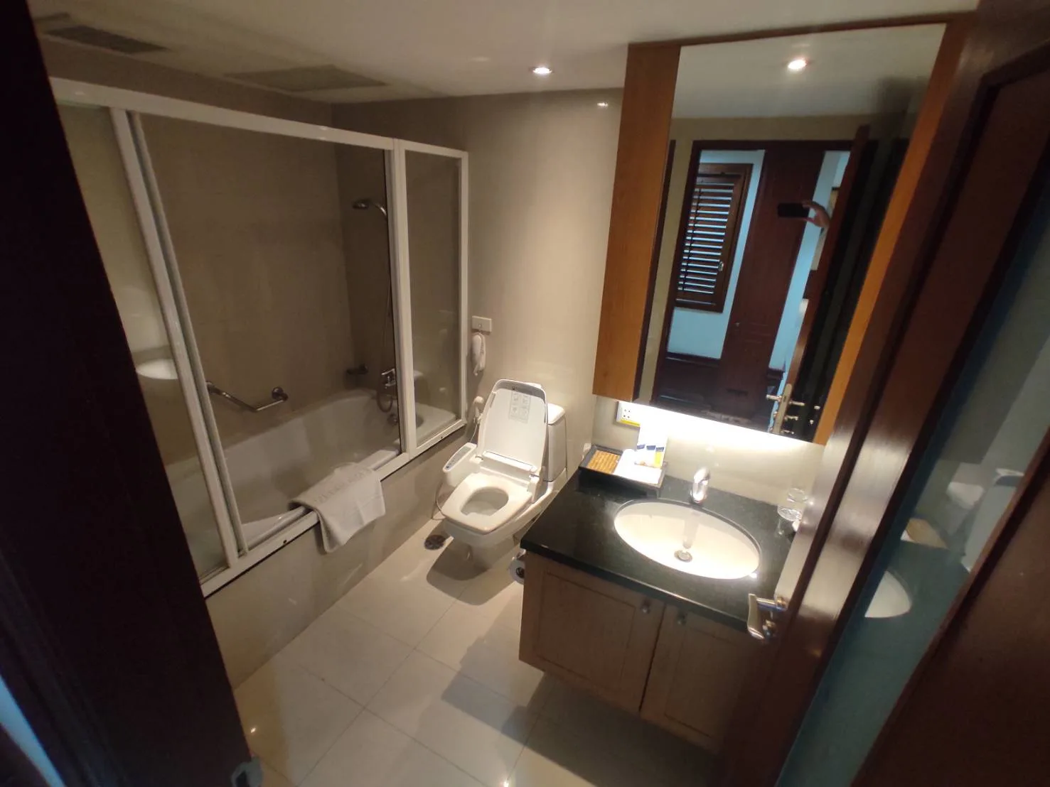 Property photos for Centre Point Sukhumvit Thong Lo