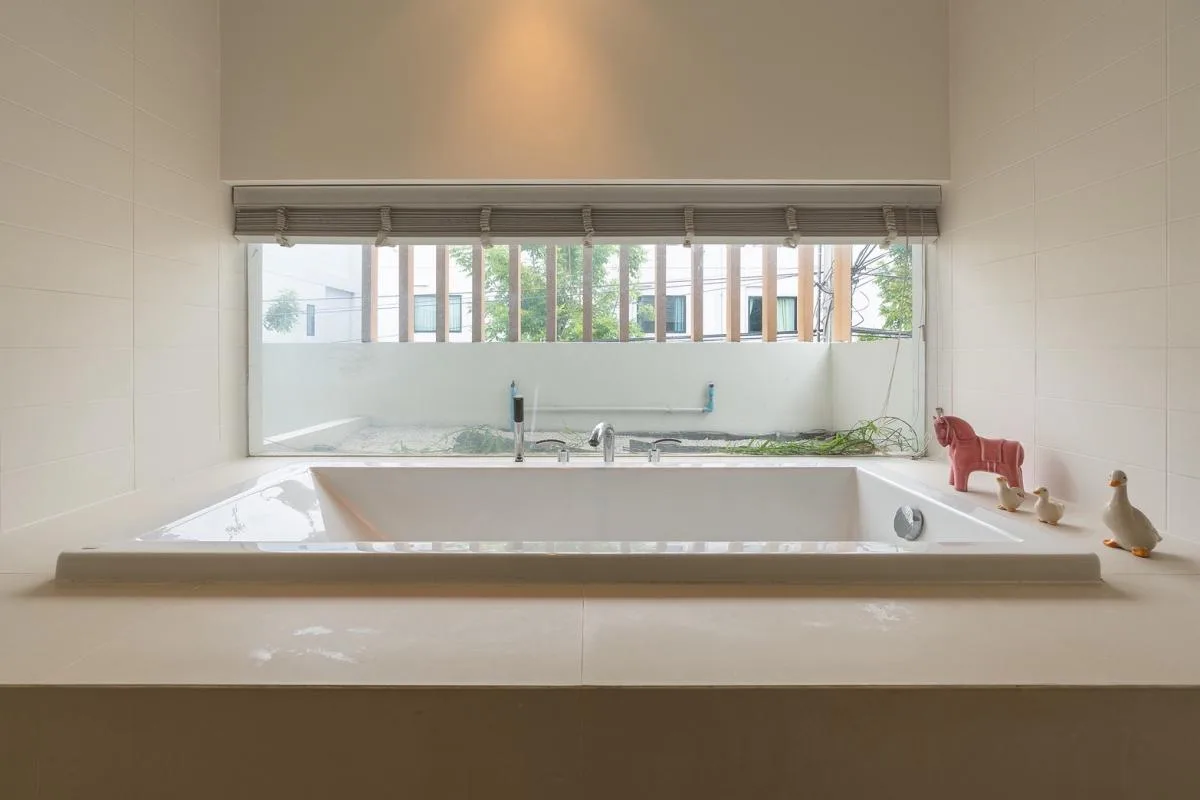 Property photos for Courtyard Villa Rama 9-wongwaen