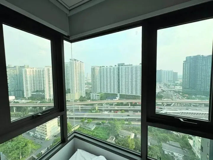 Property photos for Life Sathorn Sierra