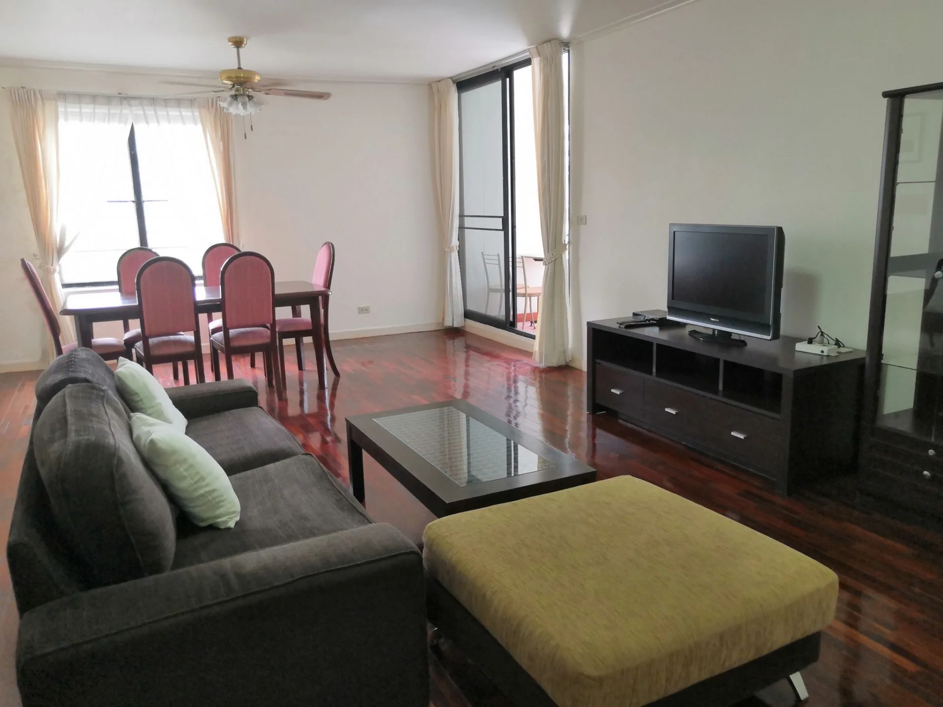 Property photos for Lily House