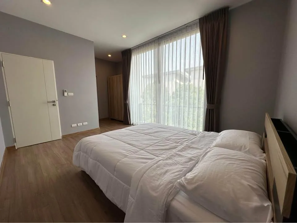 Property photos for Baan Klang Muang Classe Ekkamai-ramintra