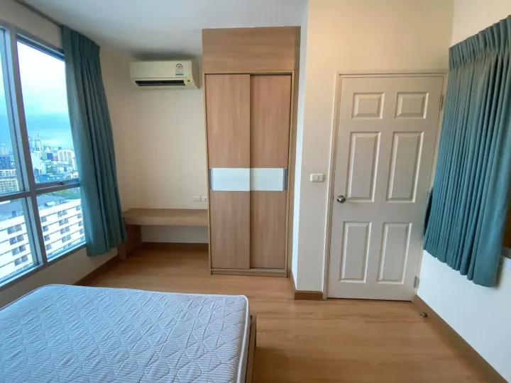 Property photos for Life Sukhumvit 65