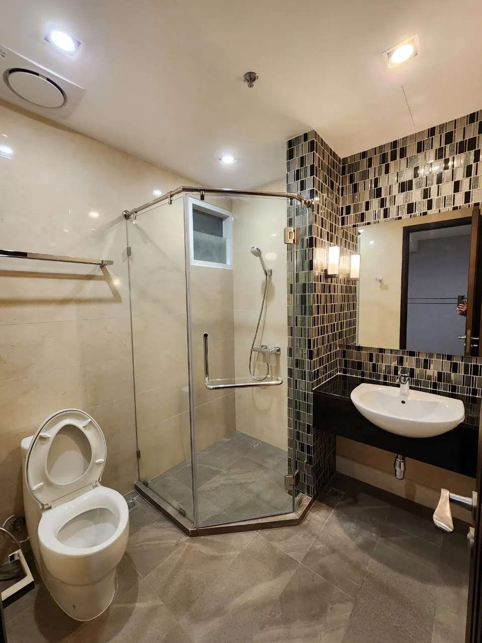 Property photos for Belgravia Residences