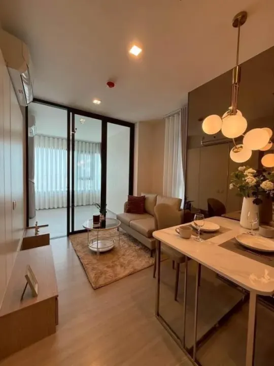 Property photos for Life Sathorn Sierra
