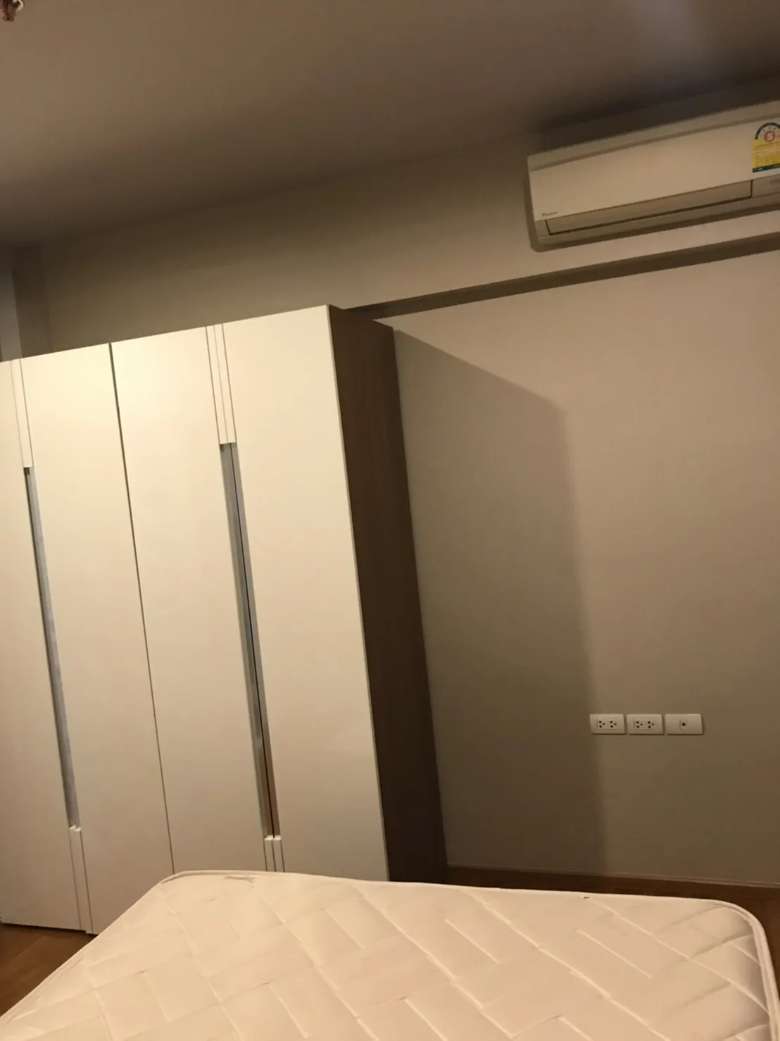 Property photos for Hive Taksin