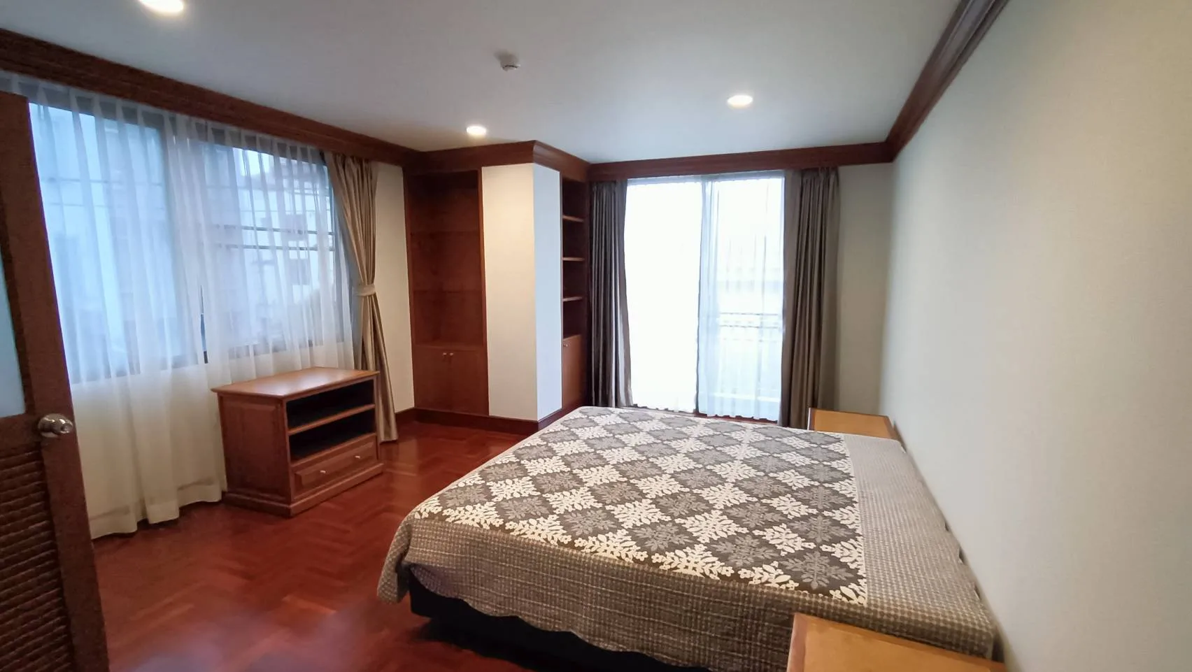 Property photos for Baan Pakapan