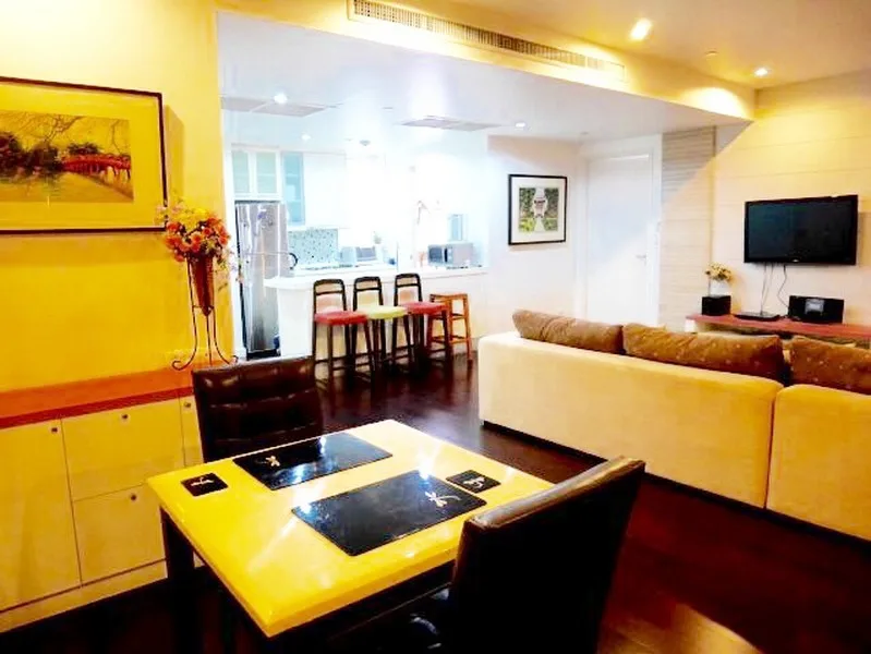 Property photos for MANHATTAN CHIDLOM