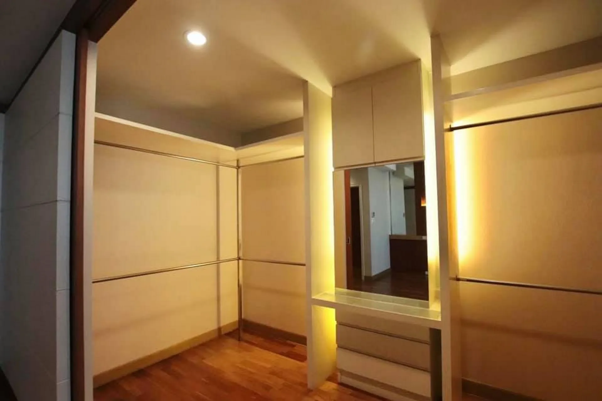 Property photos for Riverine Place