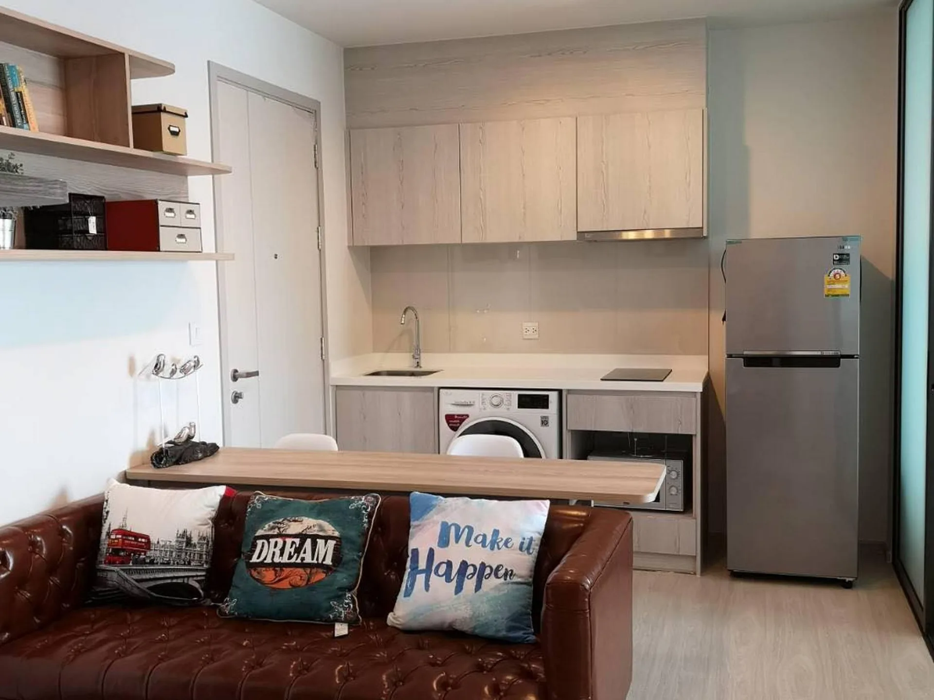 Property photos for Life Sukhumvit 48