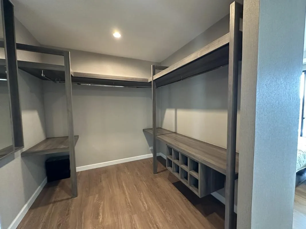 Property photos for Bless Town Sukhumvit 50