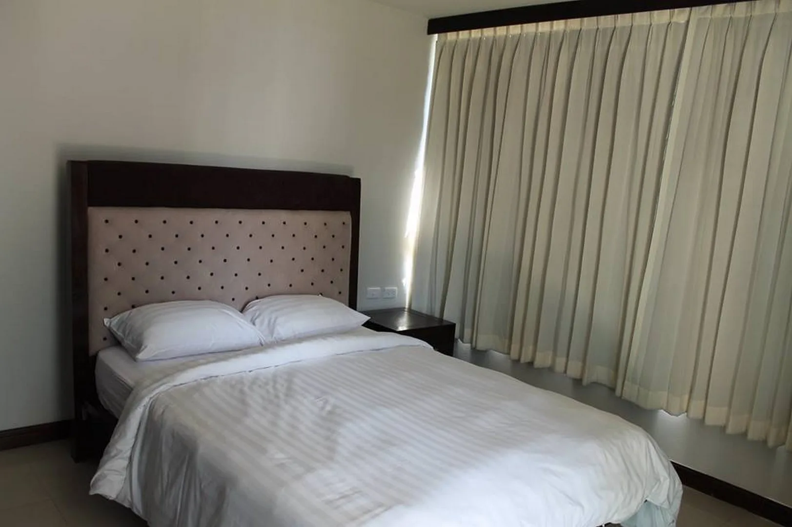 Property photos for Baan Thirapa