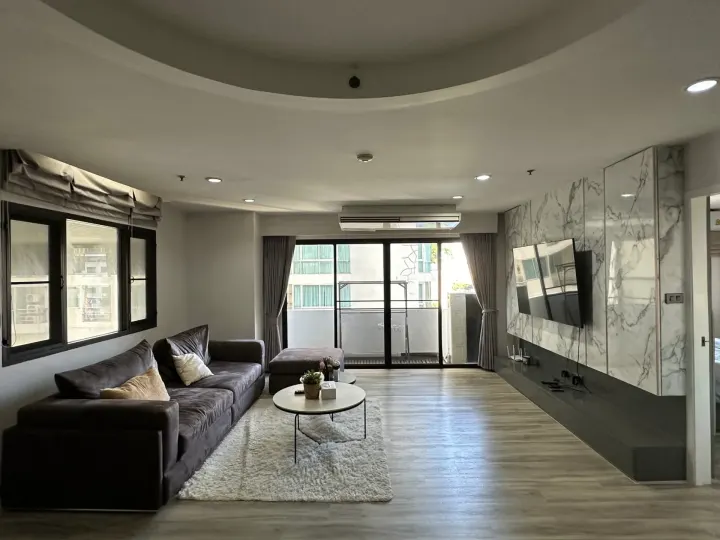 Property photos for The Royal Place 2