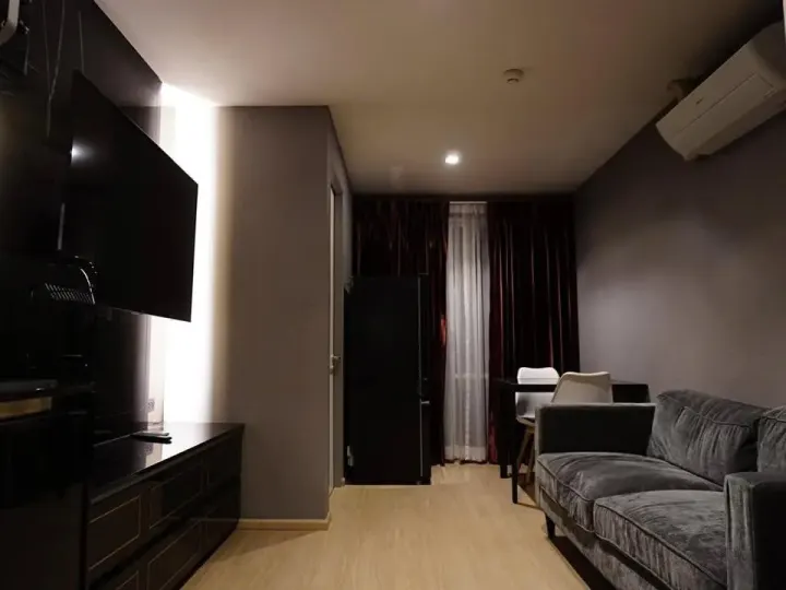 Property photos for The Clover Thonglor