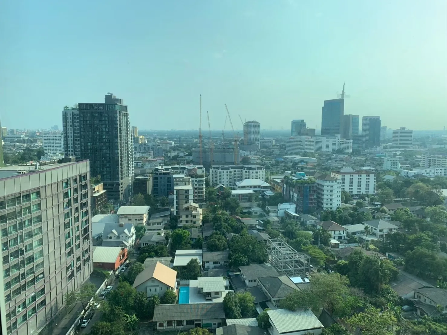 Property photos for The Crest Sukhumvit 34