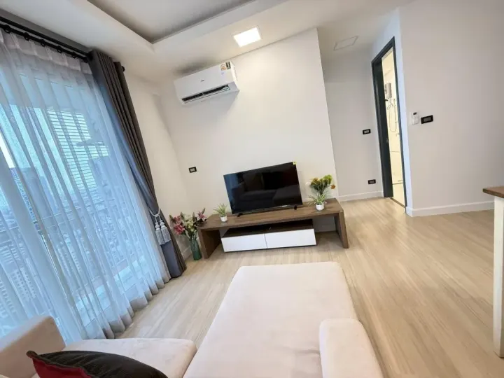 Property photos for Thru Thonglor
