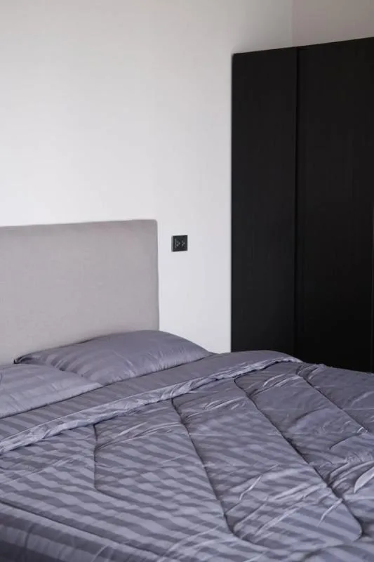 Property photos for State Tower