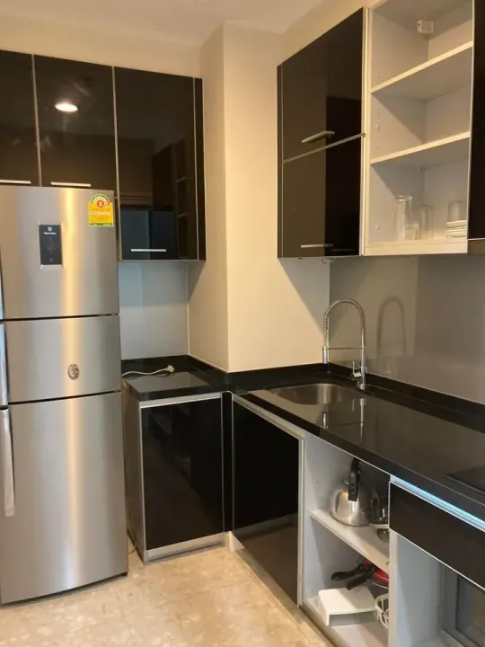 Property photos for The Crest Sukhumvit 34
