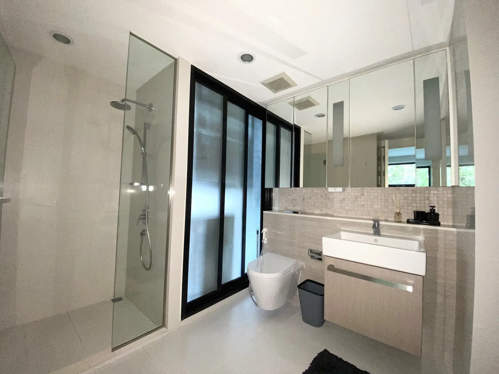 Property photos for Mode Sukhumvit 61