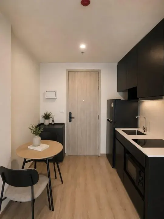 Property photos for Nue District R9