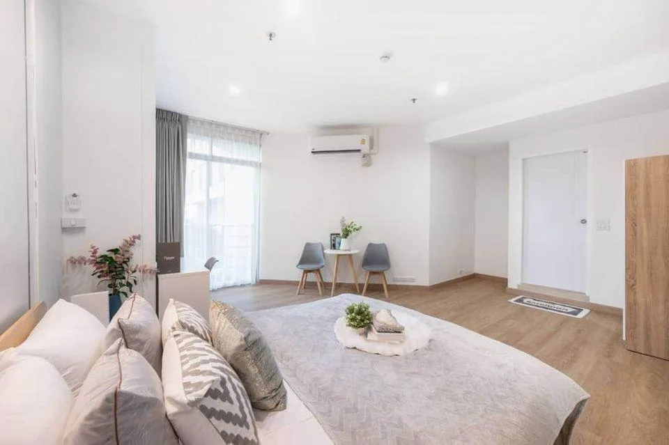 Property photos for Baan Sathorn Chaopraya