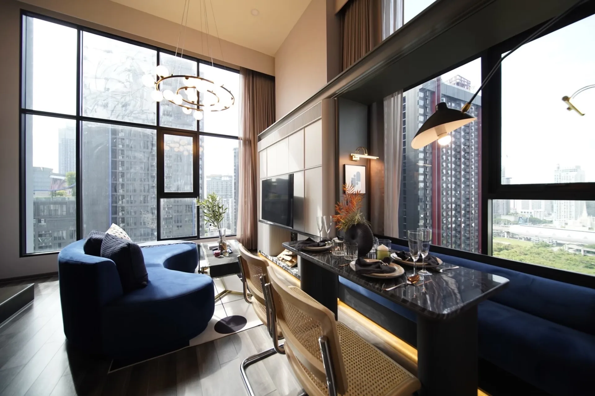 Property photos for Knightsbridge Space Ratchayothin