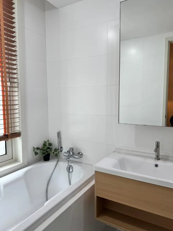 Property photos for MANHATTAN CHIDLOM