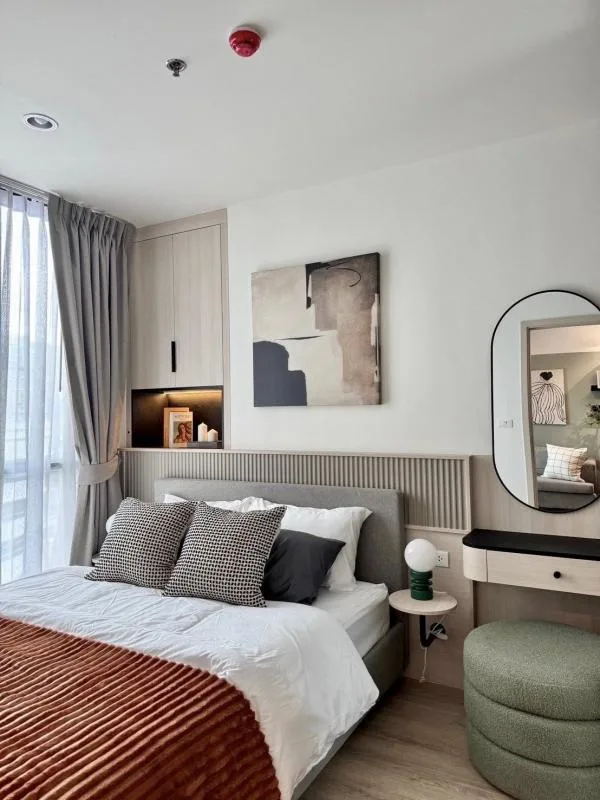 Property photos for Nue District R9