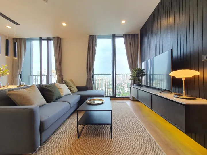 Property photos for Noble BE 33