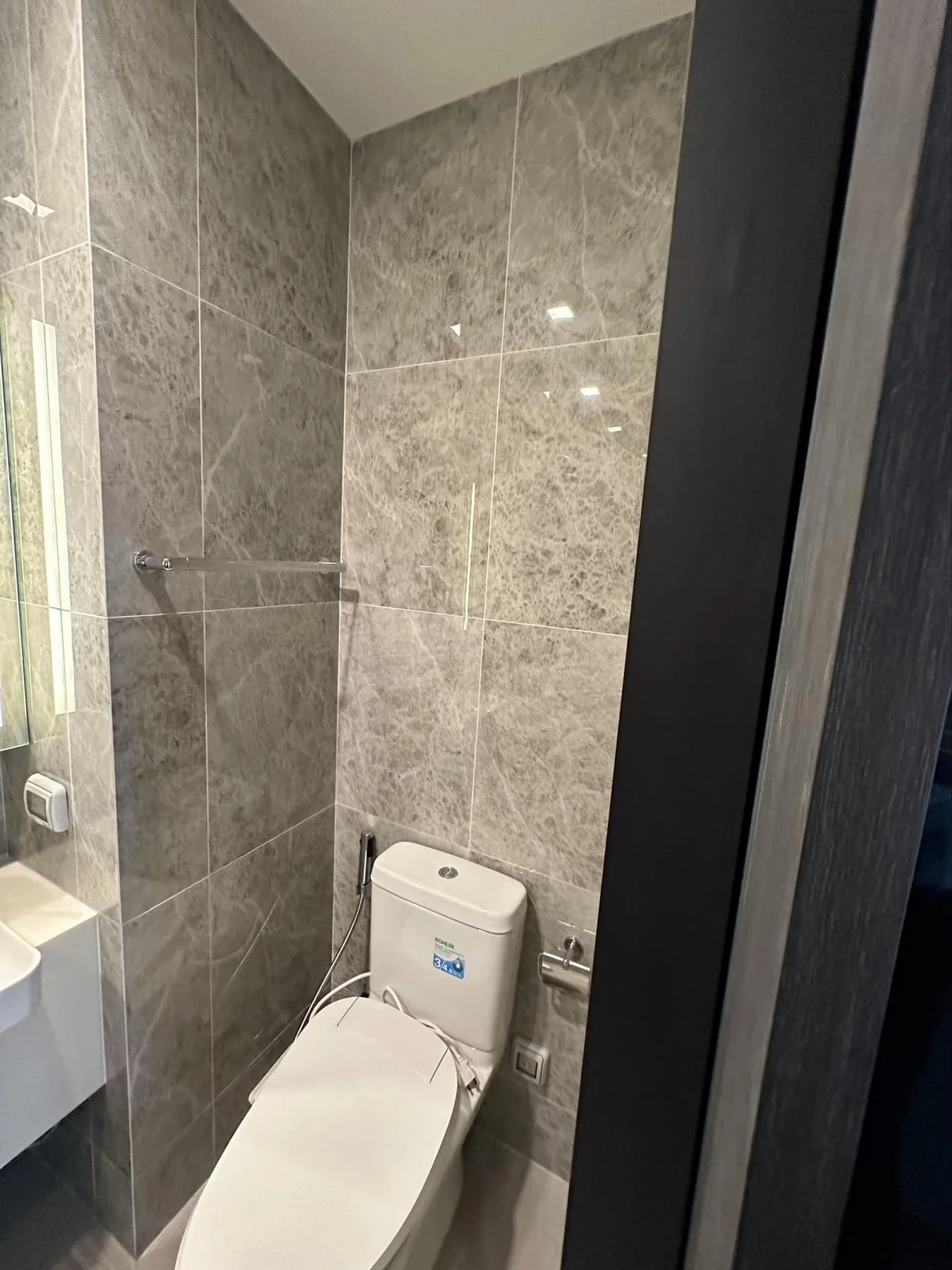 Property photos for Noble Around Ari