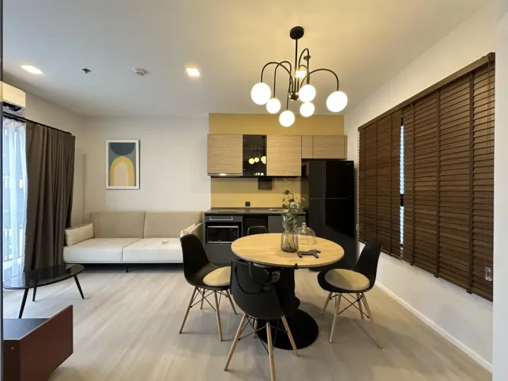 Property photos for The Key Mrt Phetkasem 48