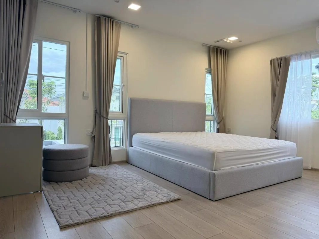 Property photos for Villaggio Srinakarin-bangna